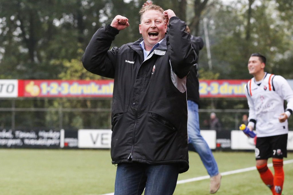 Jodan Boys verlengt contract trainer Van den IJssel