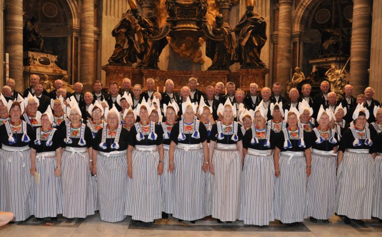 Za. 14-4: Volendams Opera Koor in de Adventskerk