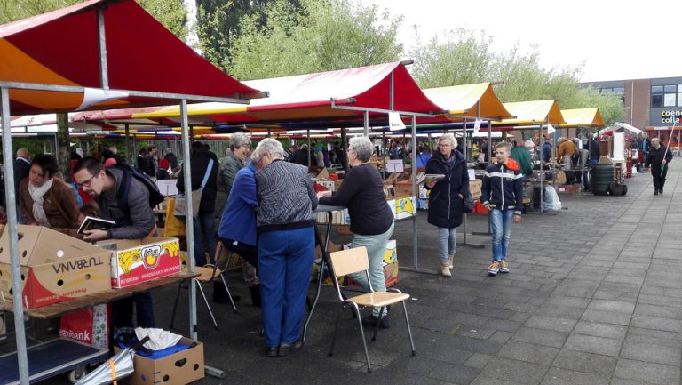 Za. 12-5: Rommelmarkt wijkgemeente De Rank