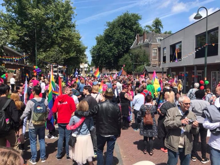 Gezellig druk! De Pridewalk in Gouda