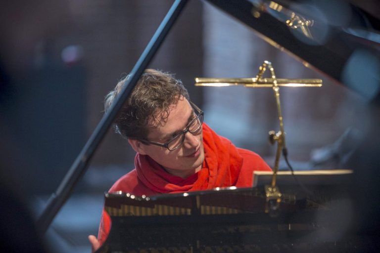 Vr. 21-9: Concert pianist Wouter Harbers in de Sint Jan