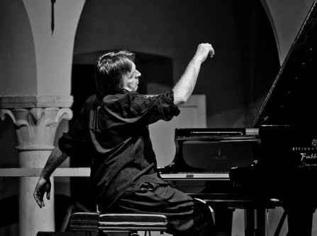 Do. 22-11: Concert Huw Warren bij Cox Pianoservice