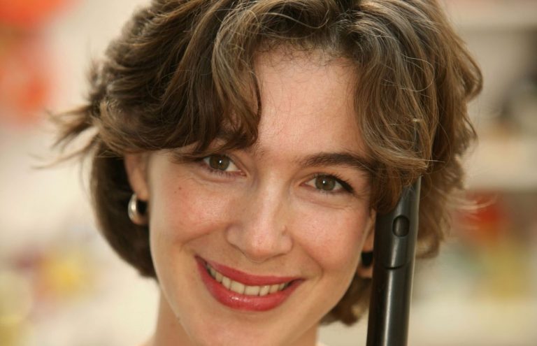 Juliette Hurel solofluitiste van het Rotterdams Philharmonisch Orkest speelt Bach