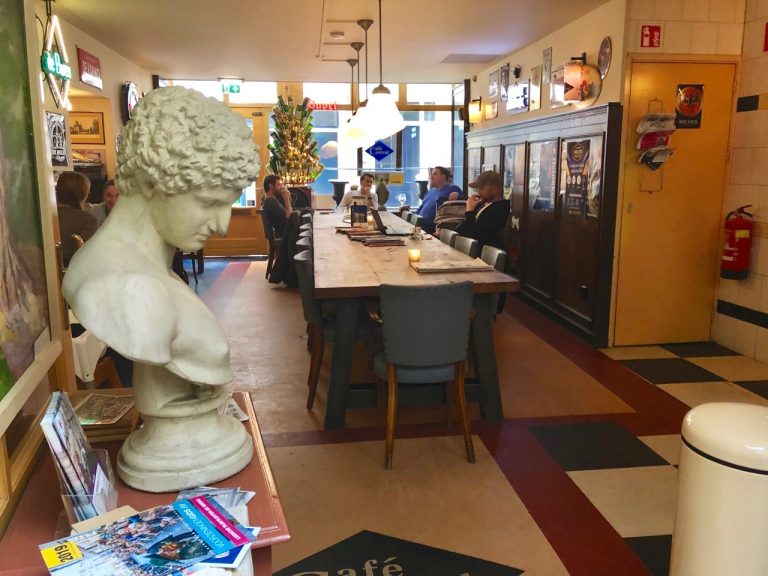 Flexwerkplekken in Gouda: Grand Café Central