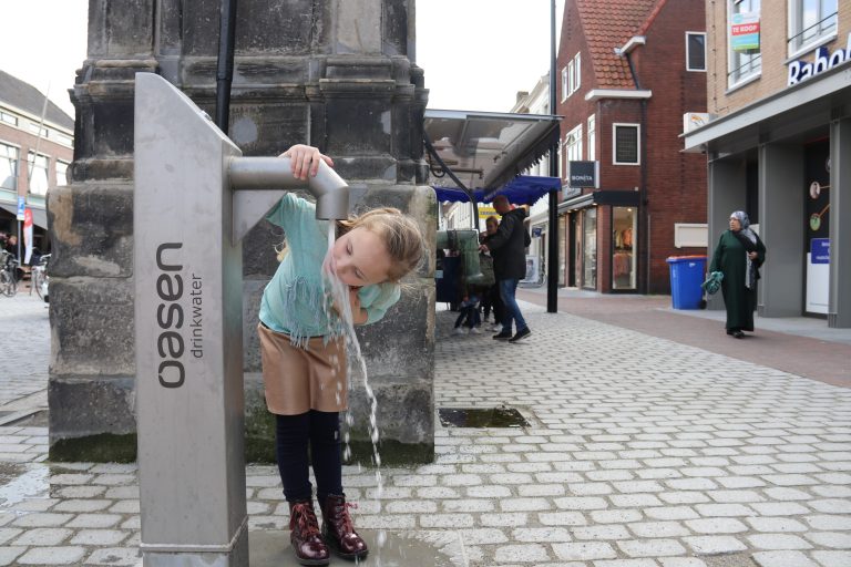 Kinderen uit Zuid-Holland drinken te weinig water