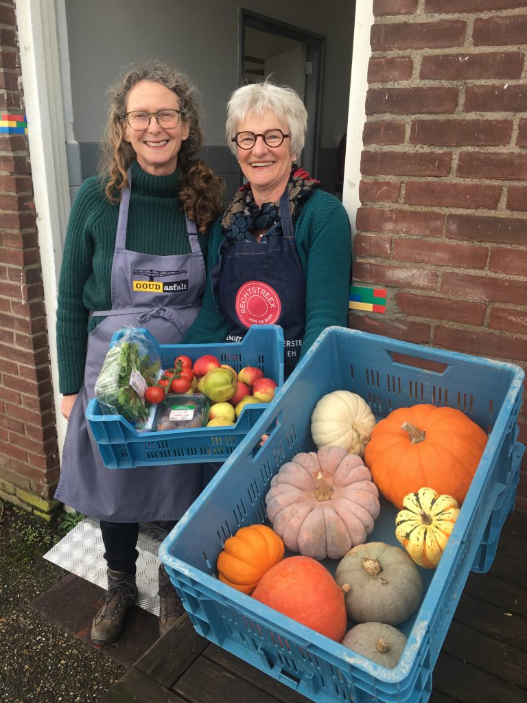 Lokaal foodbedrijf Rechtstreex start met thuisbezorgen