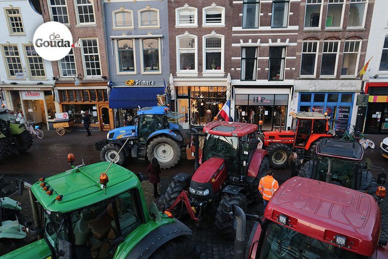 Boerenprotest op de Markt in Gouda
