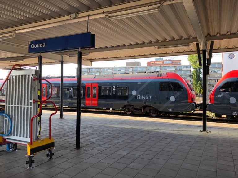 Minder treinen tussen Gouda en Alphen a/d Rijn