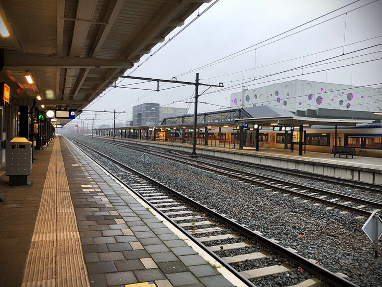 Vandaag minder treinen van en naar Schiphol