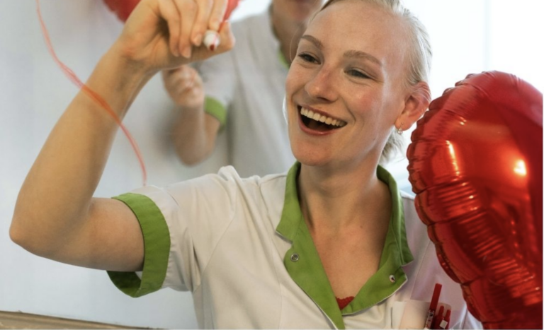 ‘Dress Red Day’ bij Groene Hart Ziekenhuis